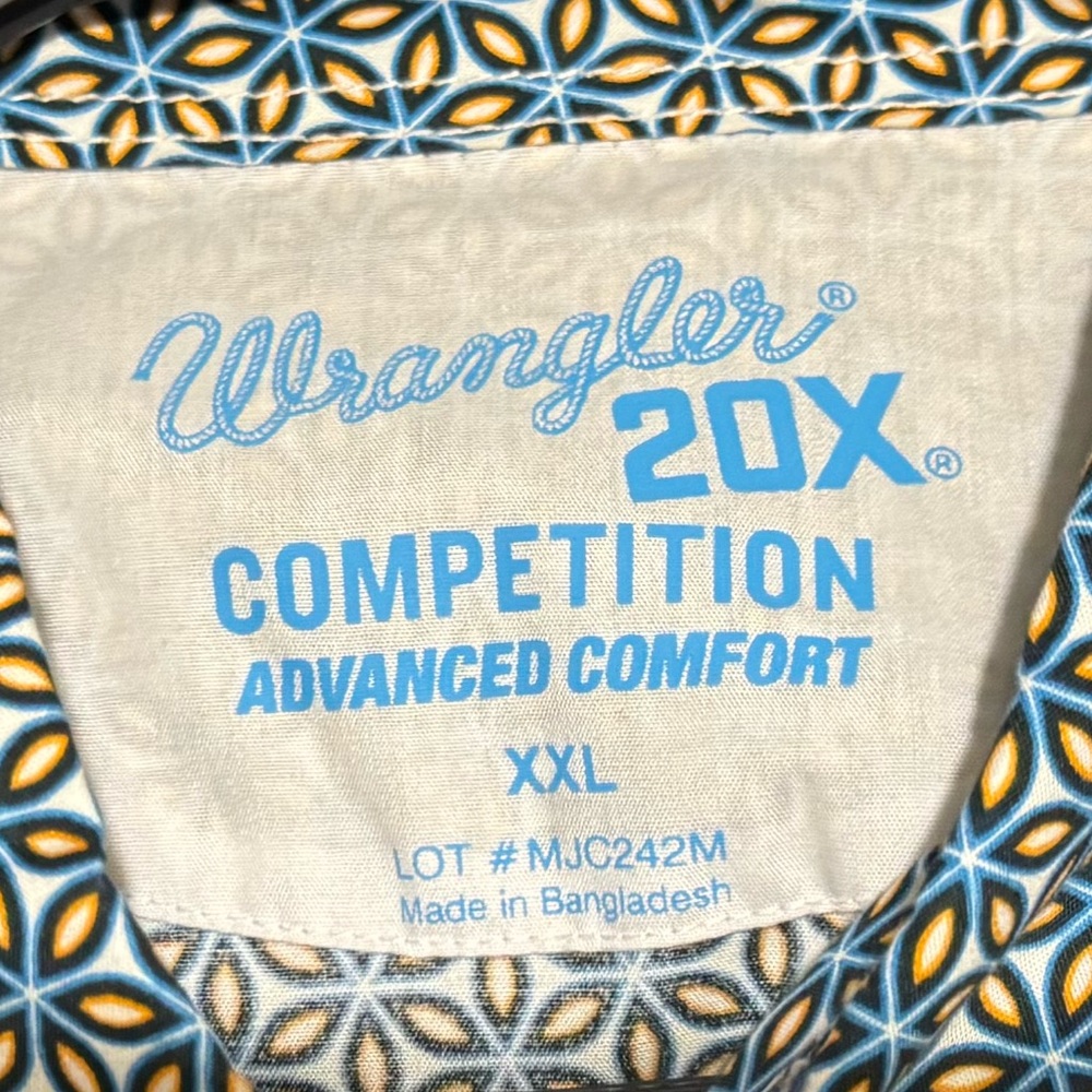 Wrangler Competition Roper Shirt, Geo Pattern, MOP Snaps - Picture 3 of 3